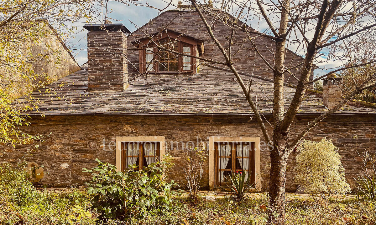 WhatsApp Image 2025-11-20 at 12.09.00 (1)