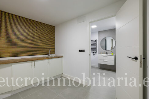 1771627490445-034_TEUCRO_02