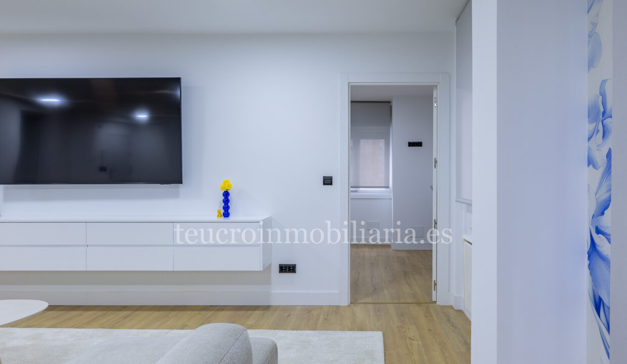 1771627515685-015_TEUCRO_02